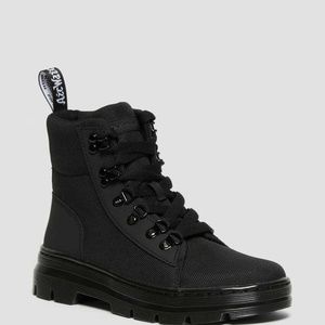 Dr Martens Combs boot Black NWOT- 8